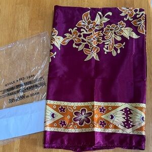🎁NWT Pakistan Floral Satin Caftan Lounger Purple Reign Robe Tunic Mother Grandma